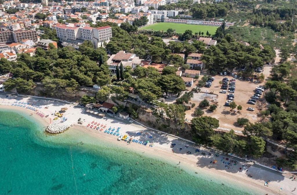 Family Urania 3* Baška Voda